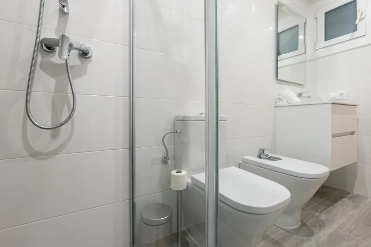 Rnet - Madrid 33 - Roses Costa Brava Apartment Spain